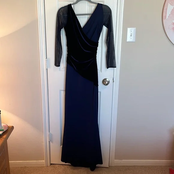 Chiara Boni La Petite Robe Erendira Velvet Trim Long Sleeve Gown - Picture 3 of 14